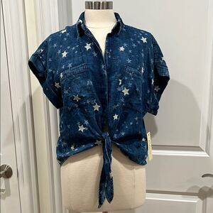 New! ELAN Button Up Front Tie Shirt Blouse Indigo Stars Size Medium NWT